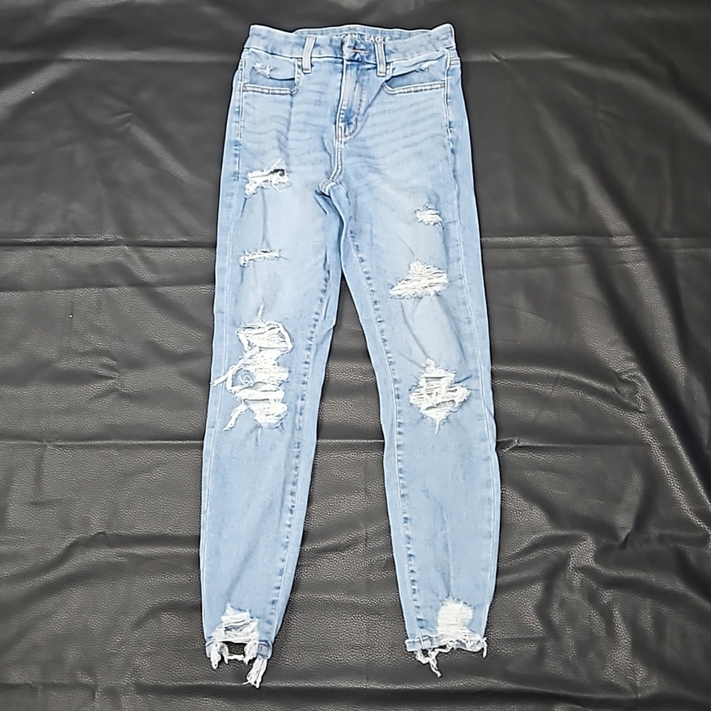 American Eagle next level stretch Distressed Jeggings size 2 Reg